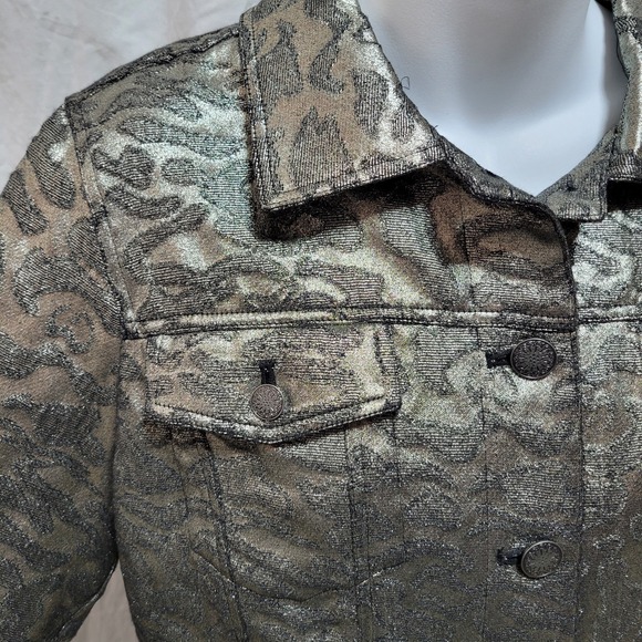 Chicos Jacket Women Sz 1 M Lightweight Metallic Denim Jacquard Silver NWT - Picture 2 of 5